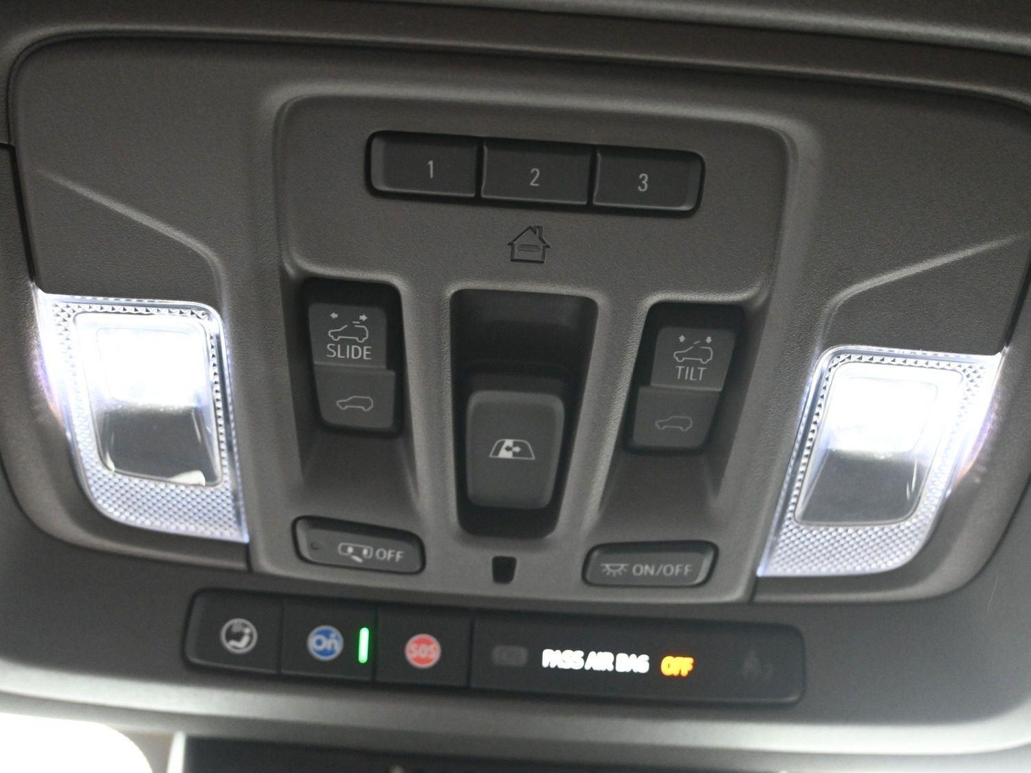 Used 2024 Onyx Black GMC Denali image 39