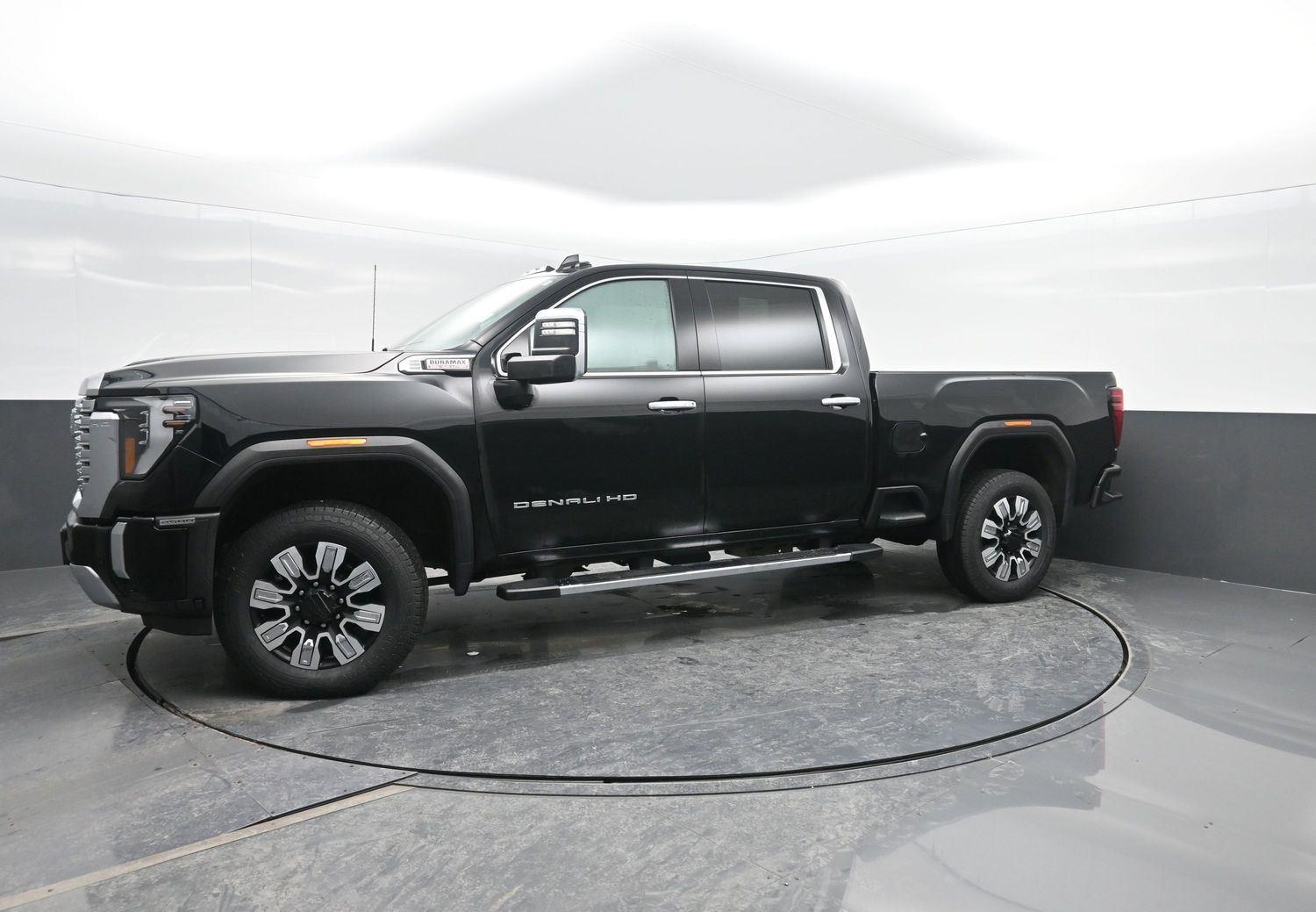 Used 2024 Onyx Black GMC Denali image 49