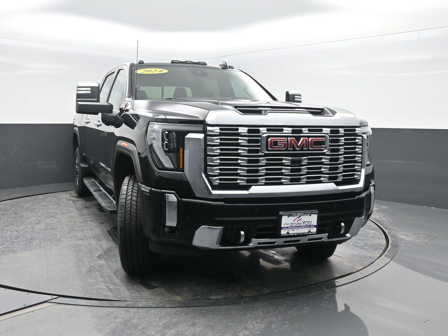 Used 2024 Onyx Black GMC Denali image 50