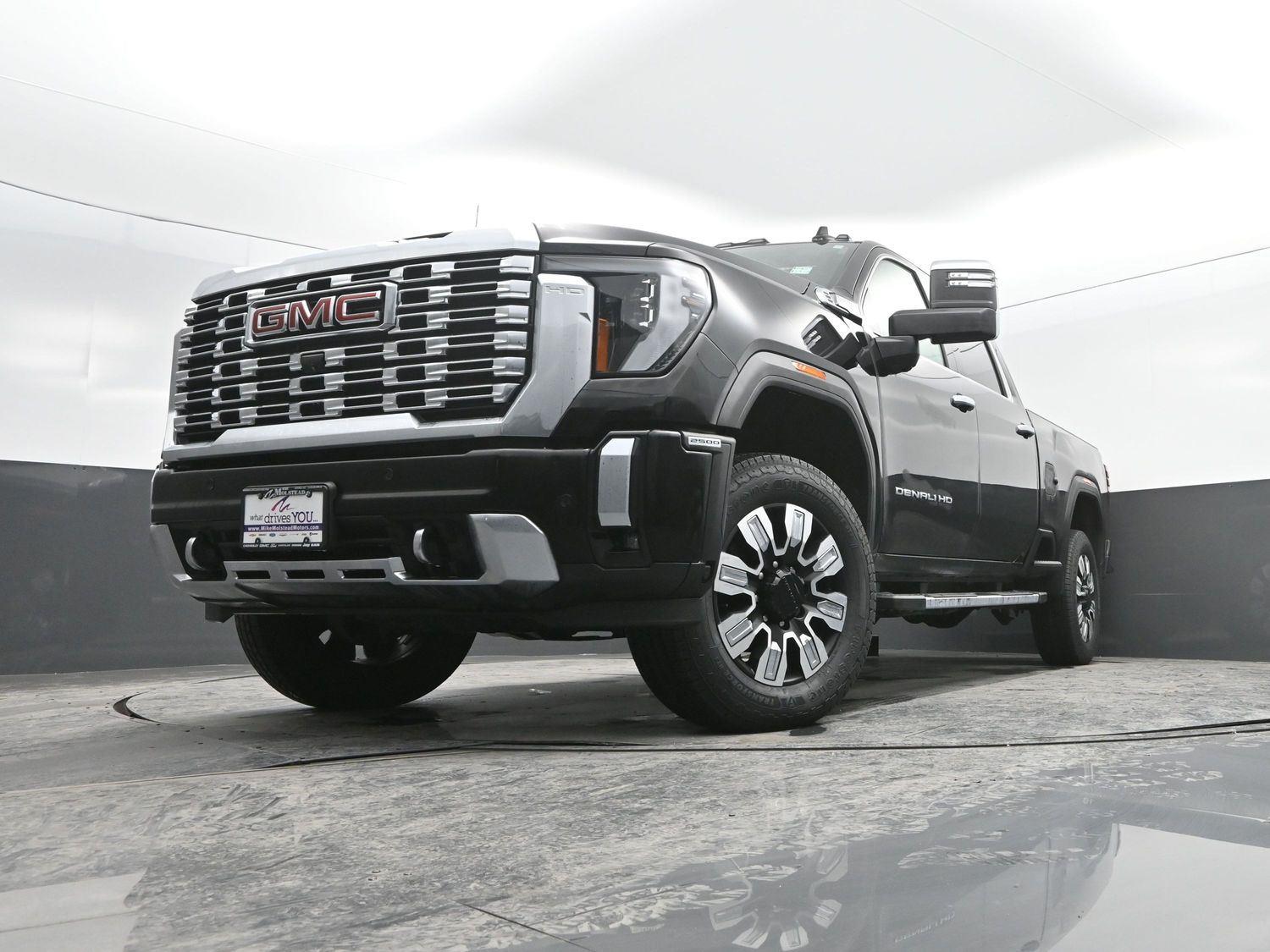 Used 2024 Onyx Black GMC Denali image 52