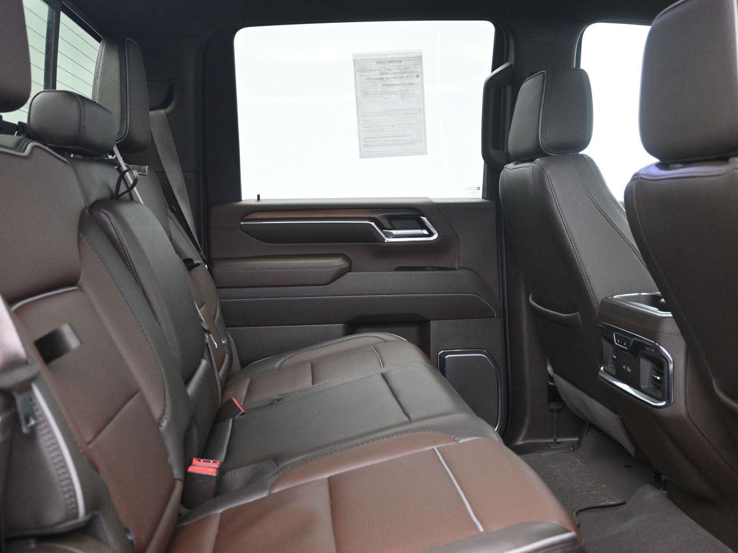 Used 2024 Onyx Black GMC Denali image 15