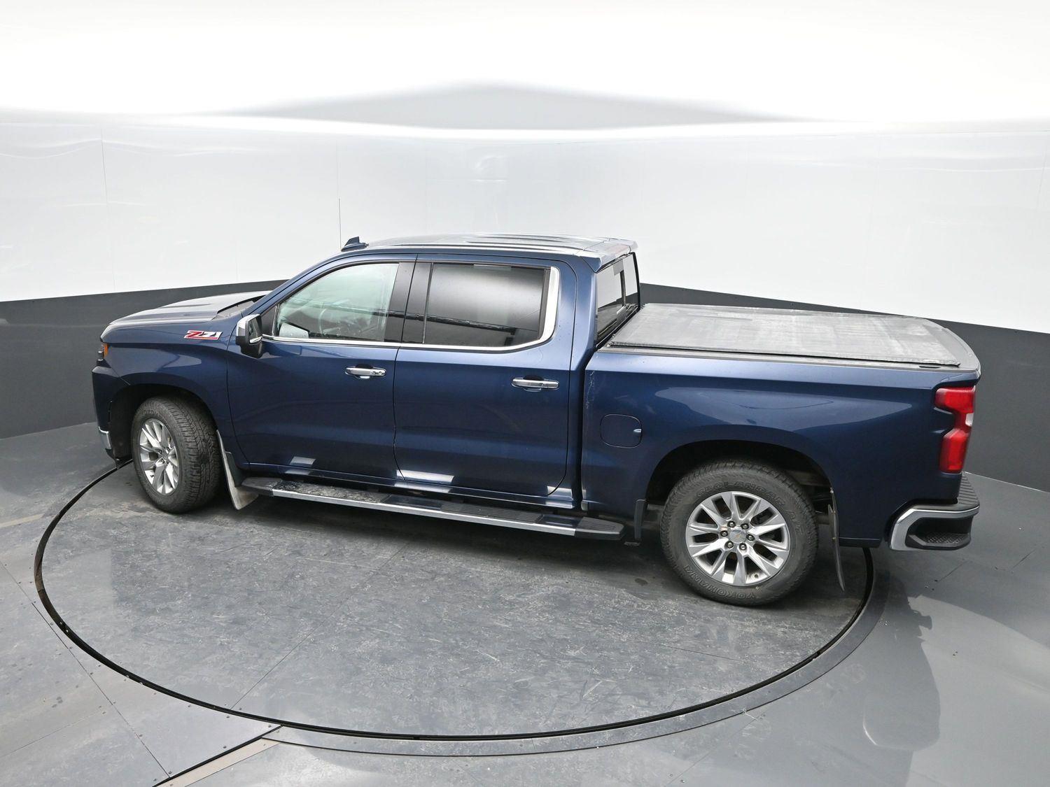 Used 2022 Northsky Blue Metallic Chevrolet LTZ image 42