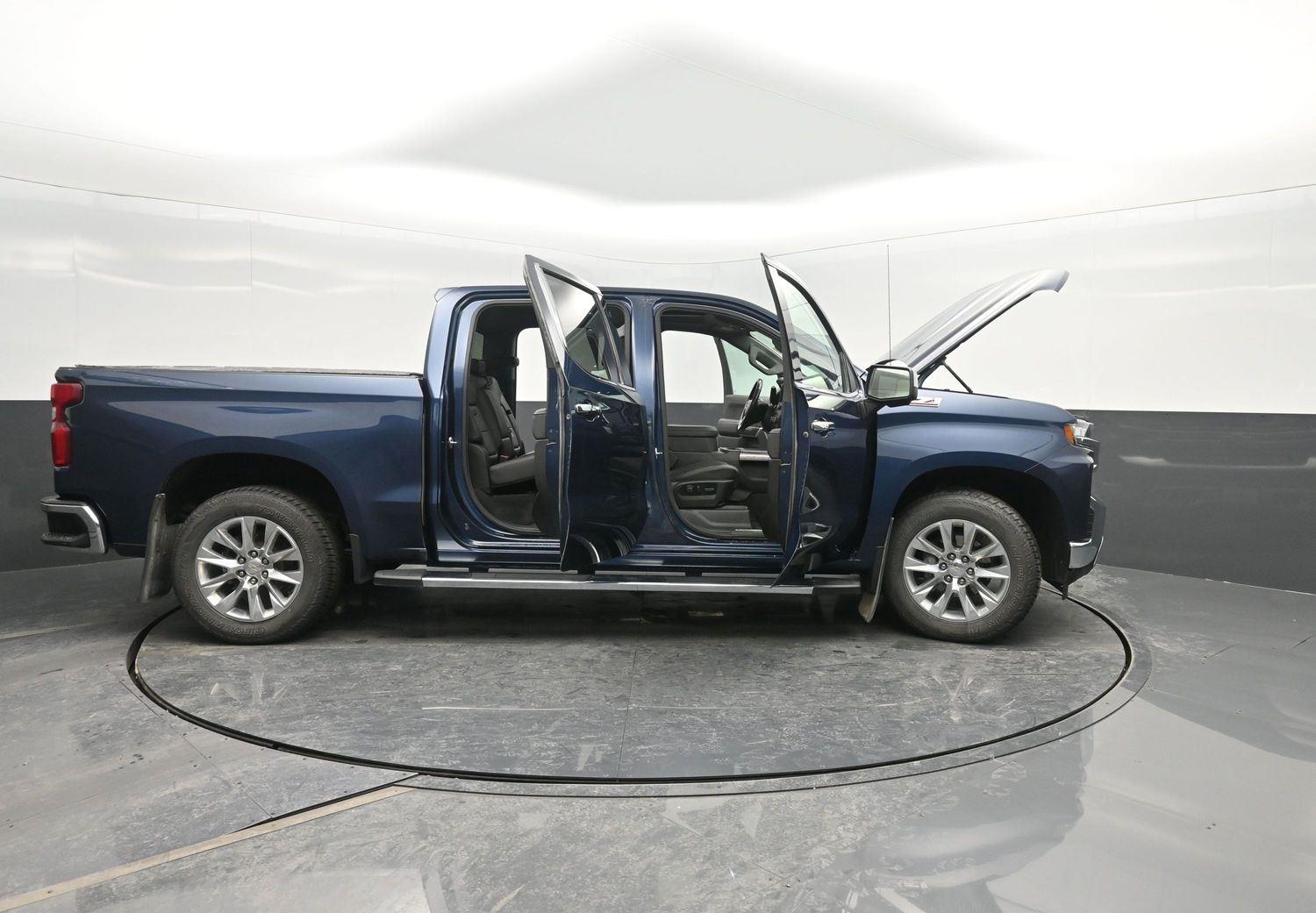 Used 2022 Northsky Blue Metallic Chevrolet LTZ image 52
