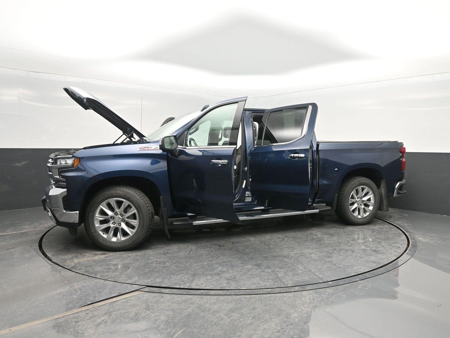 Used 2022 Northsky Blue Metallic Chevrolet LTZ image 53