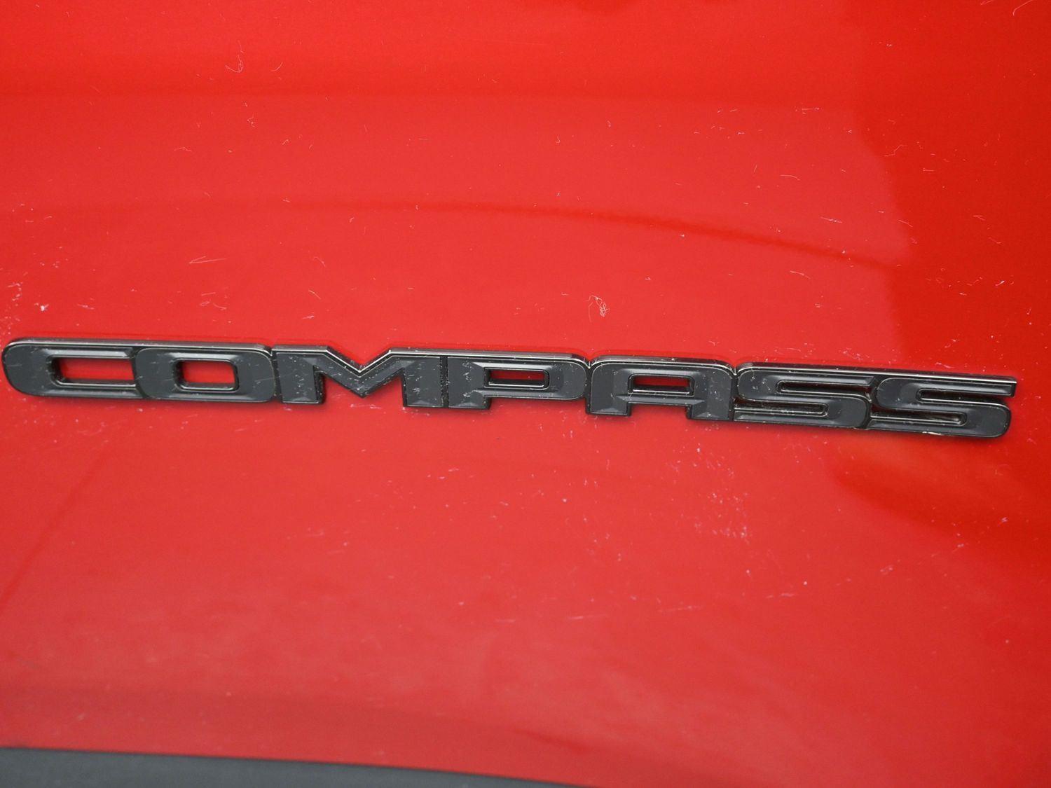 Used 2019 Redline Pearlcoat Jeep Altitude image 6