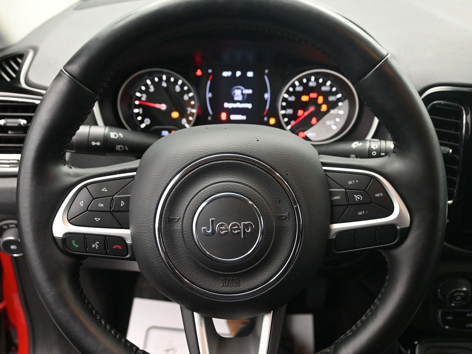 Used 2019 Redline Pearlcoat Jeep Altitude image 17