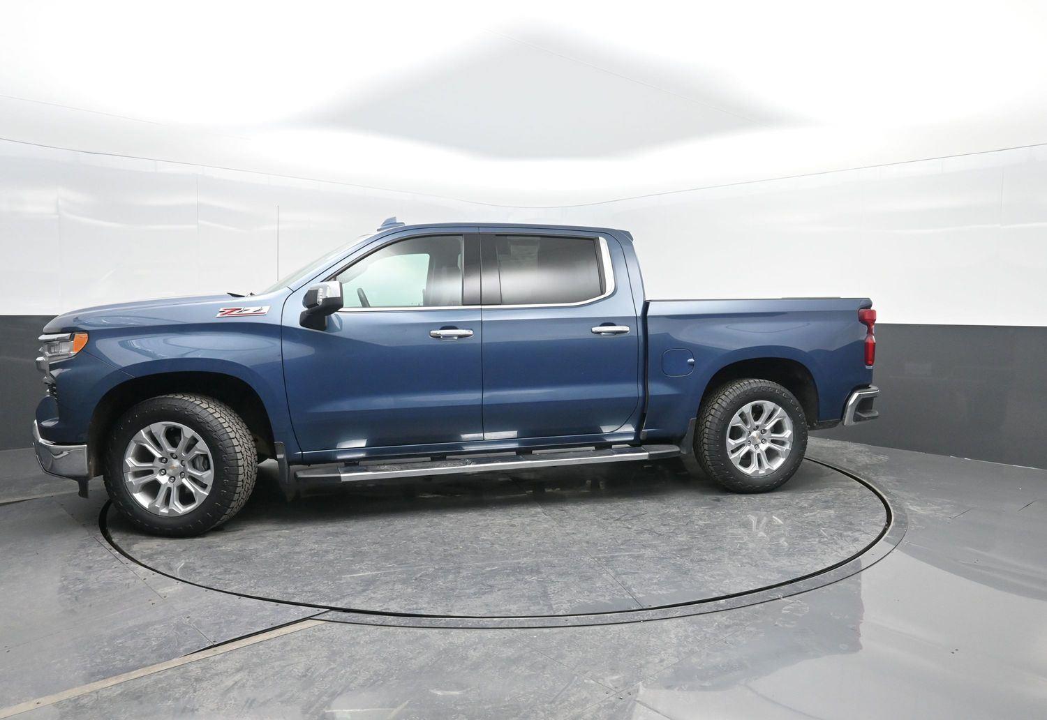 2024 Chevrolet Silverado 1500 LTZ Crew Cab 4WD