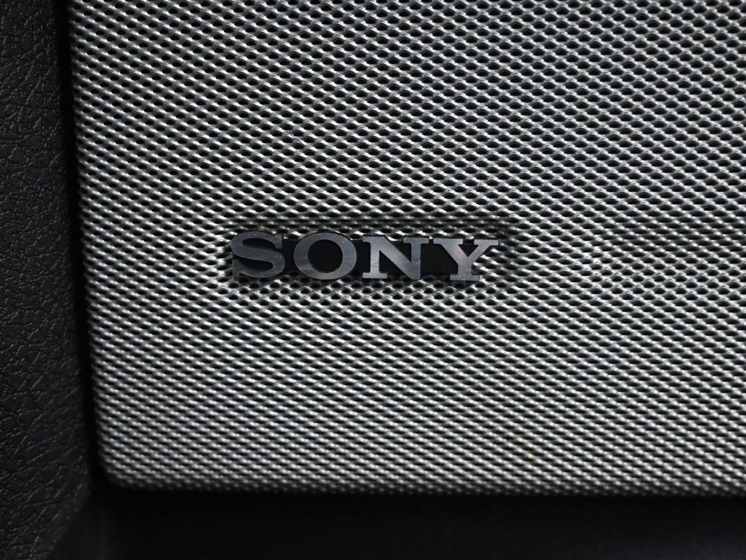 Used 2014 Ingot Silver Metallic Ford FX4 image 9