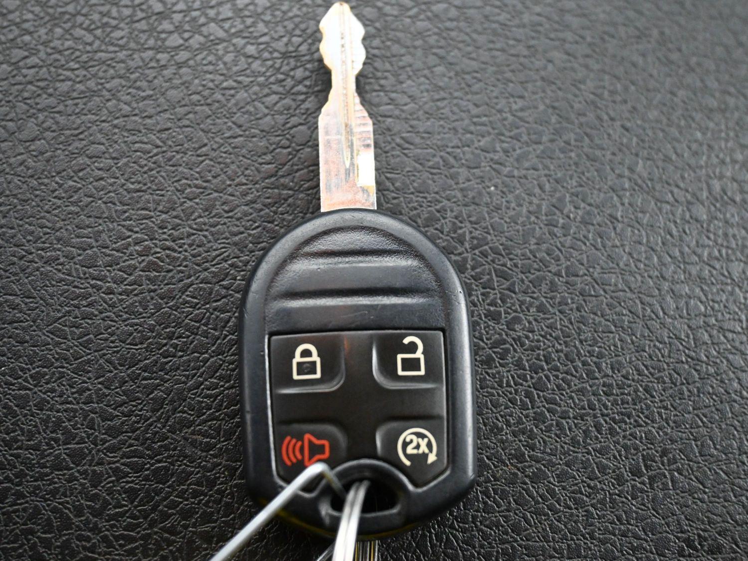 Used 2014 Ingot Silver Metallic Ford FX4 image 30