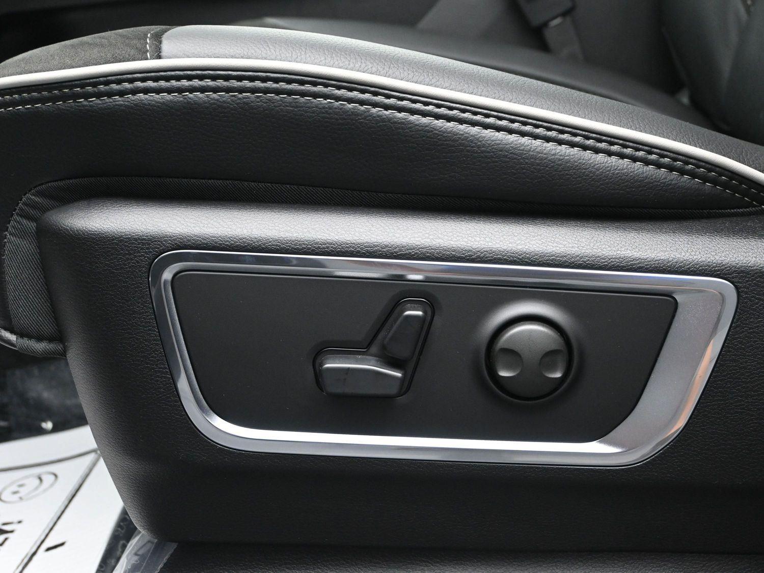 Used 2026 Forged Blue Metallic Ram Laramie image 19