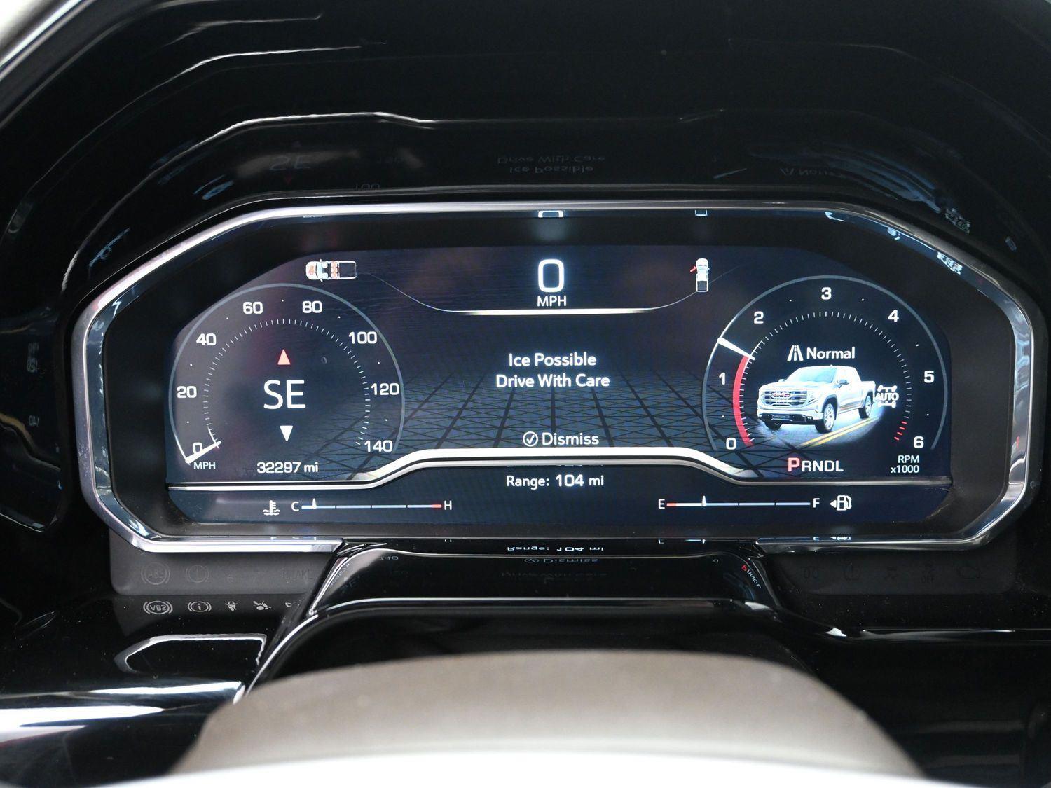 Used 2024 Onyx Black GMC SLE image 26