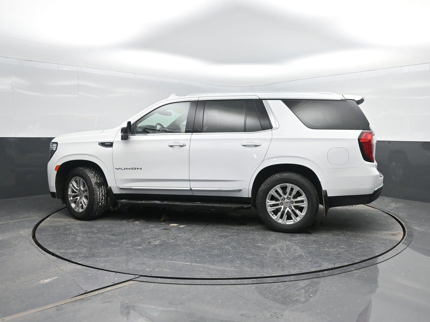Used 2022 Summit White GMC SLT image 49