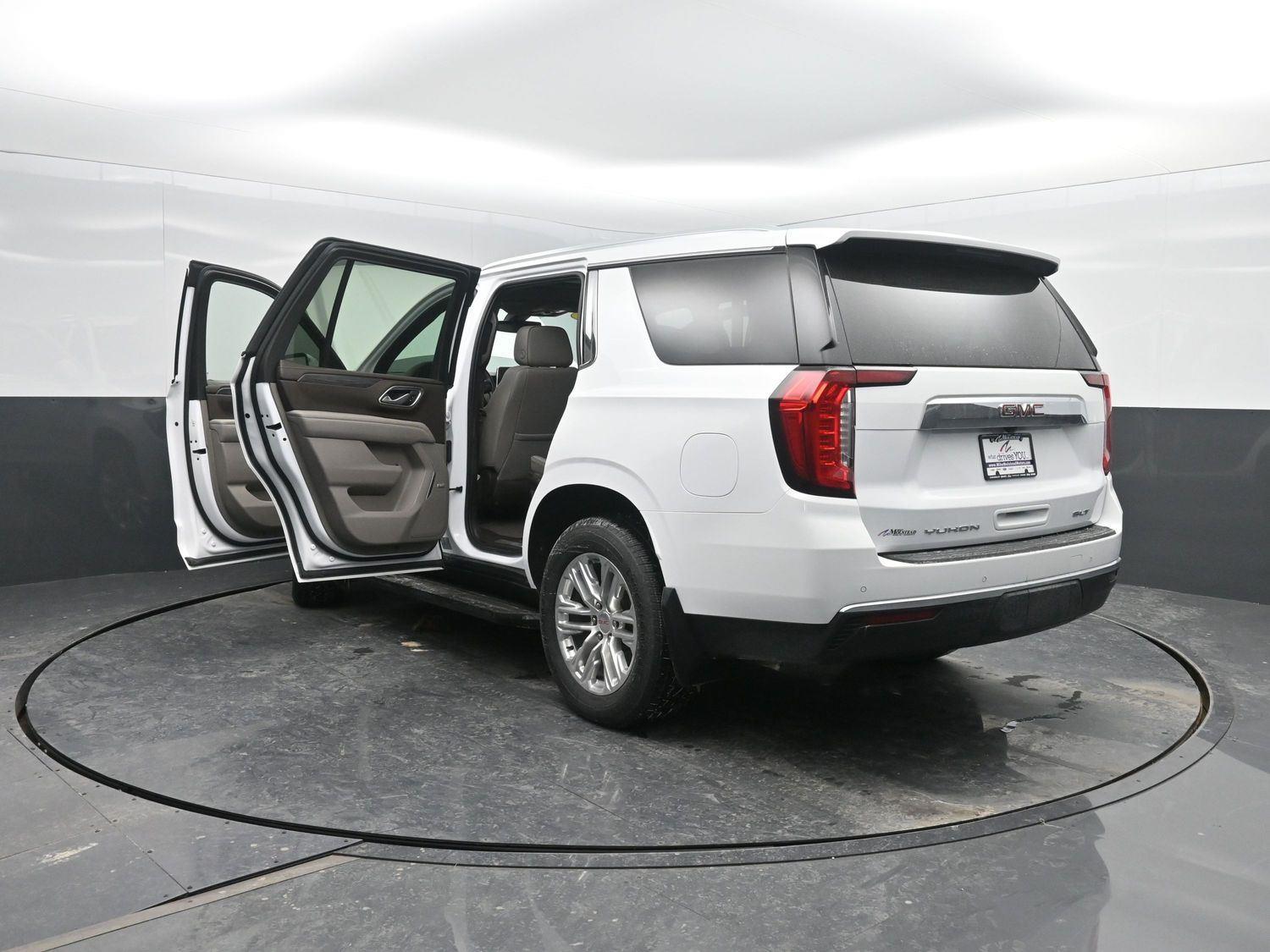 Used 2022 Summit White GMC SLT image 55