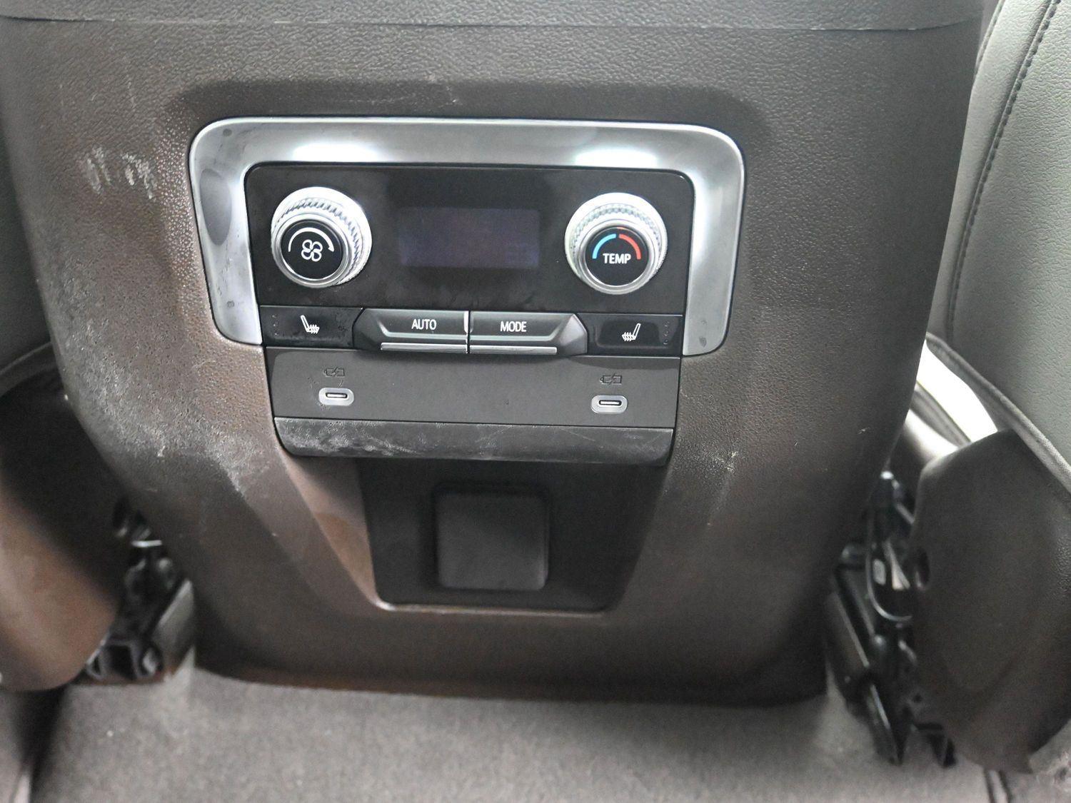 Used 2022 Summit White GMC SLT image 16