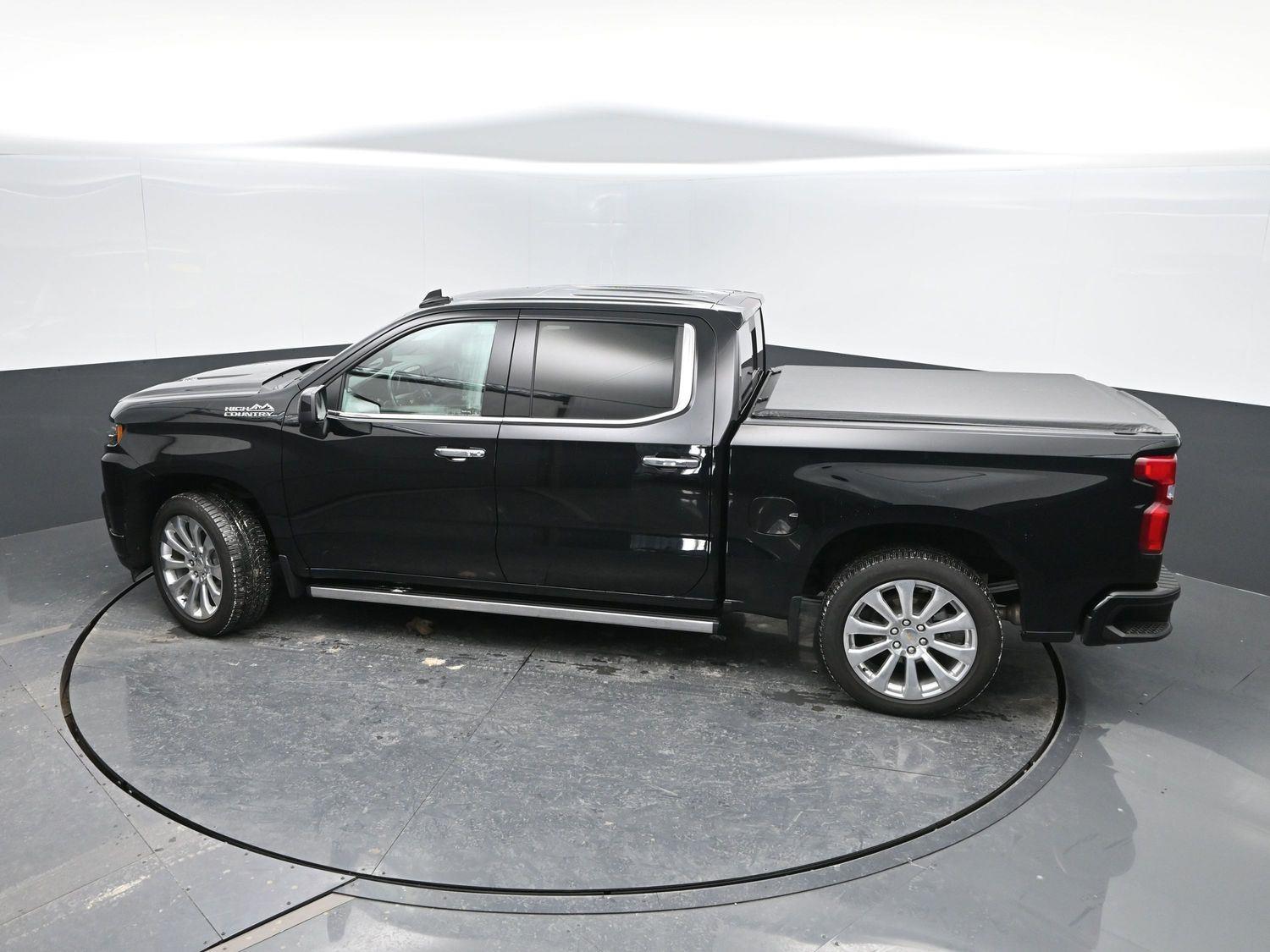 Used 2021 Black Chevrolet High Country image 44