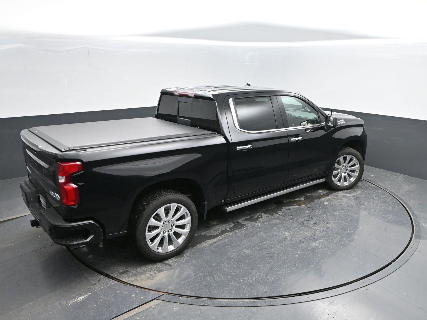 Used 2021 Black Chevrolet High Country image 45