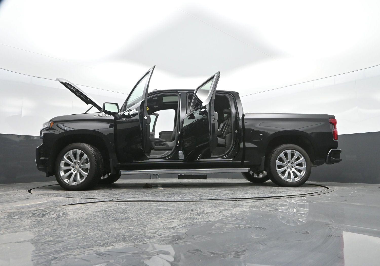 Used 2021 Black Chevrolet High Country image 57
