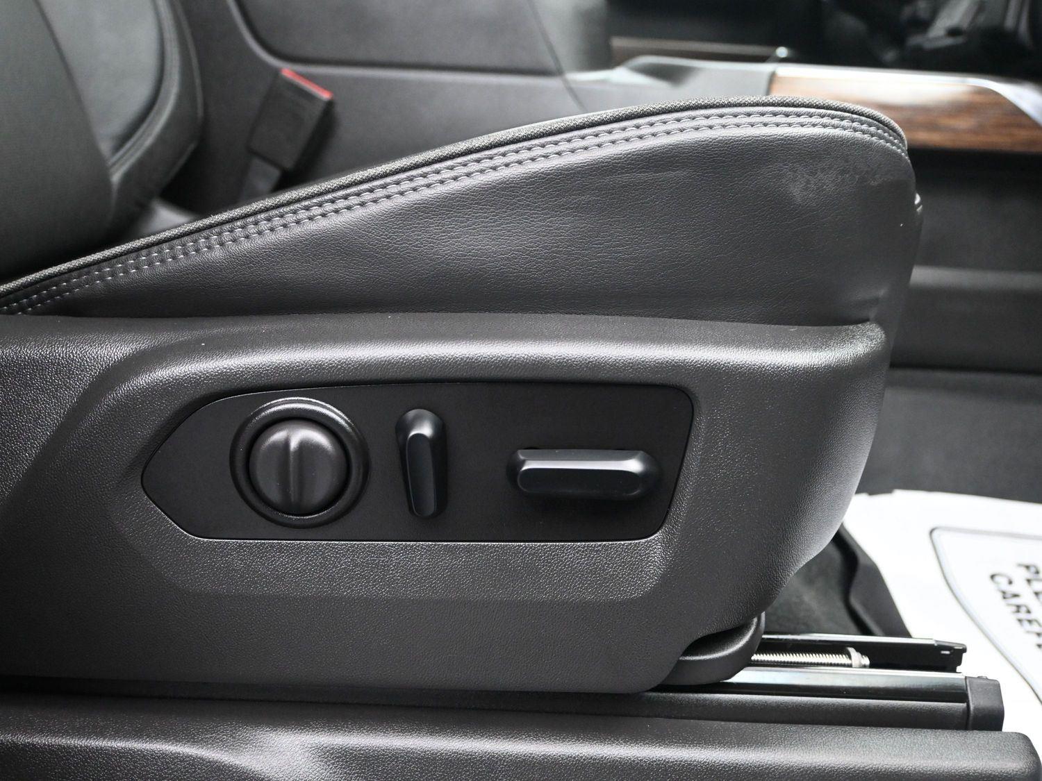 Used 2021 Black Chevrolet High Country image 12