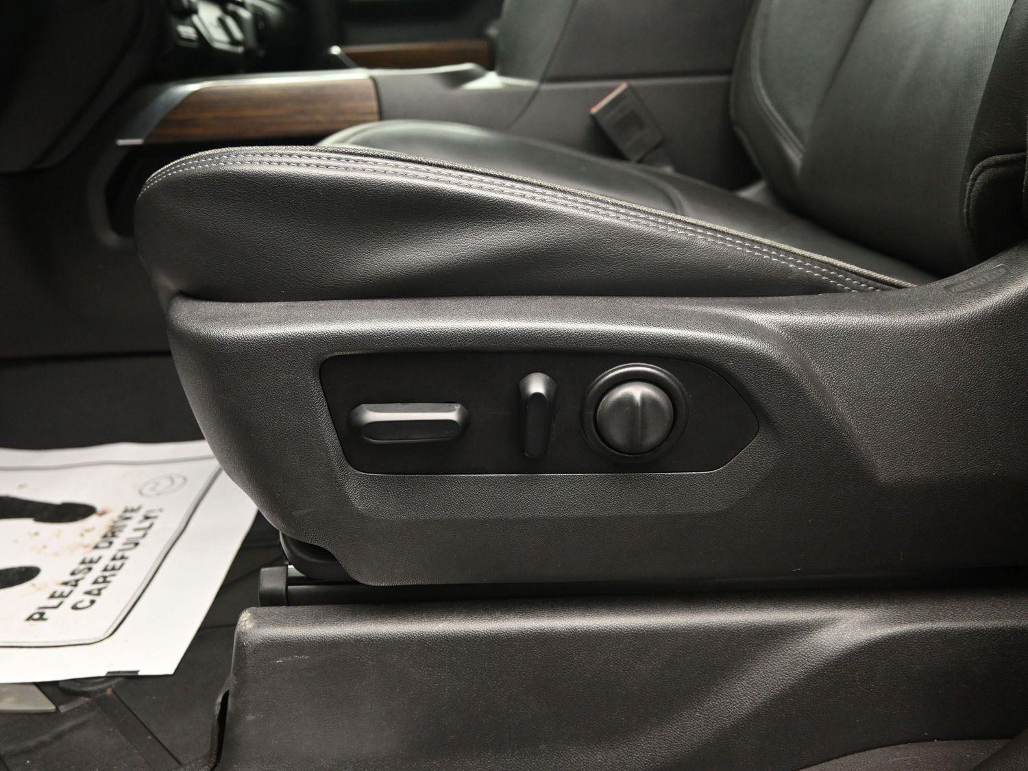 Used 2021 Black Chevrolet High Country image 25