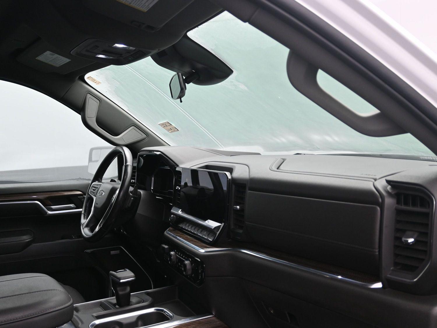 Used 2023 Black Chevrolet RST image 11