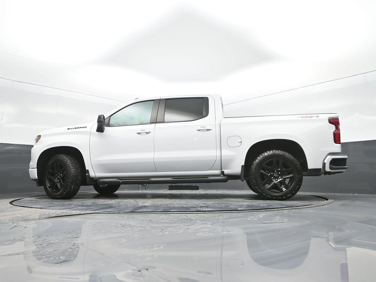 Used 2023 Black Chevrolet RST image 36