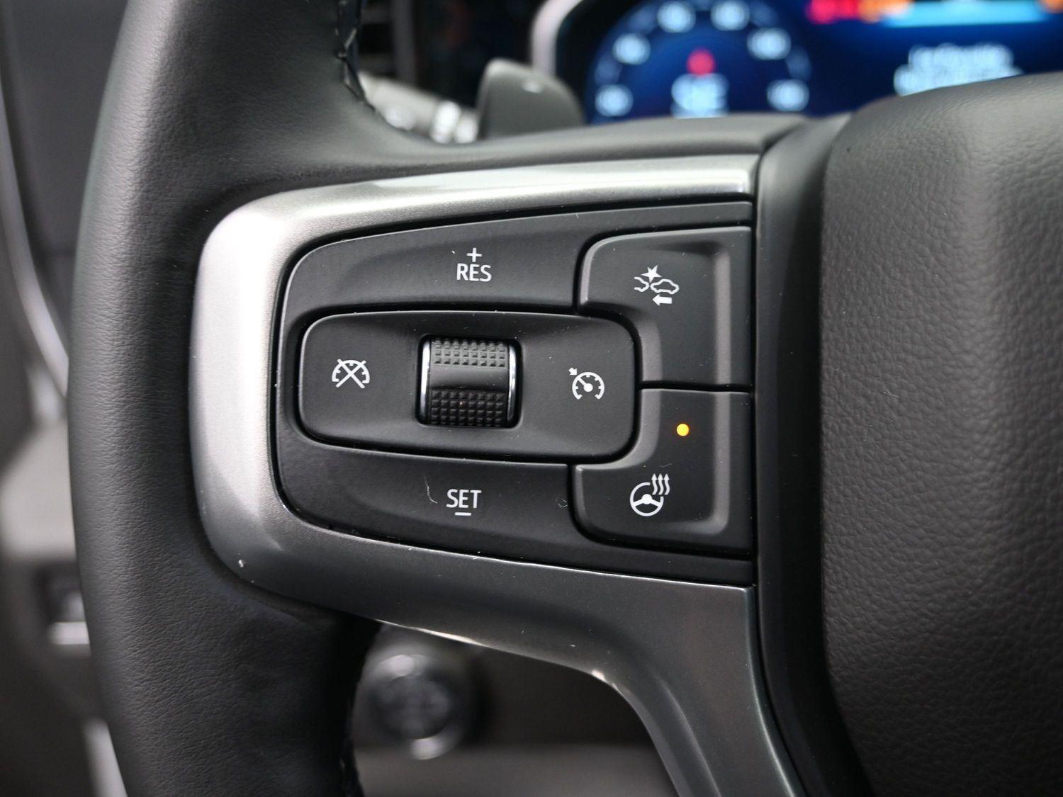 Used 2025 Summit White Chevrolet RST image 26