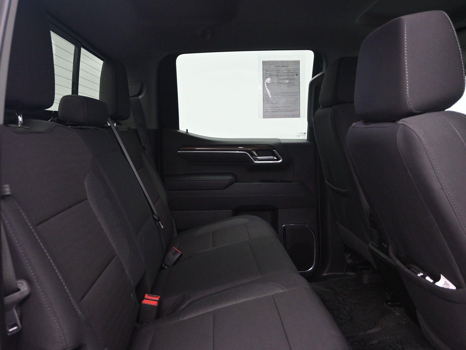 Used 2025 Summit White Chevrolet RST image 13