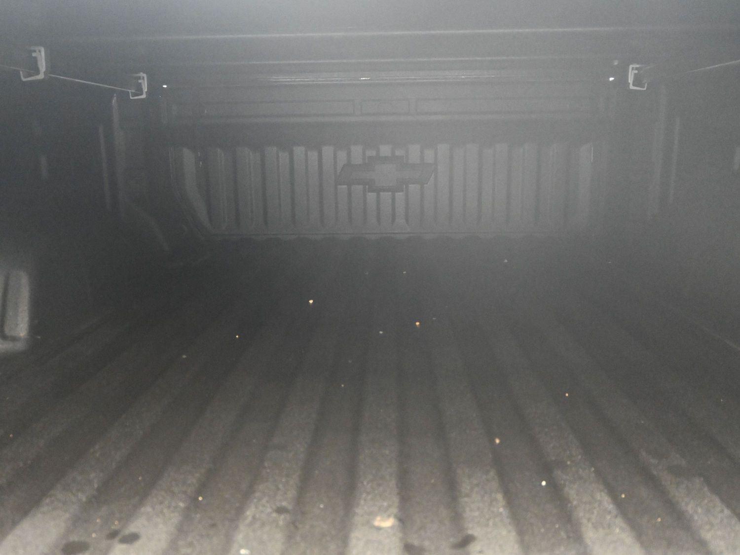 Used 2025 Summit White Chevrolet RST image 18