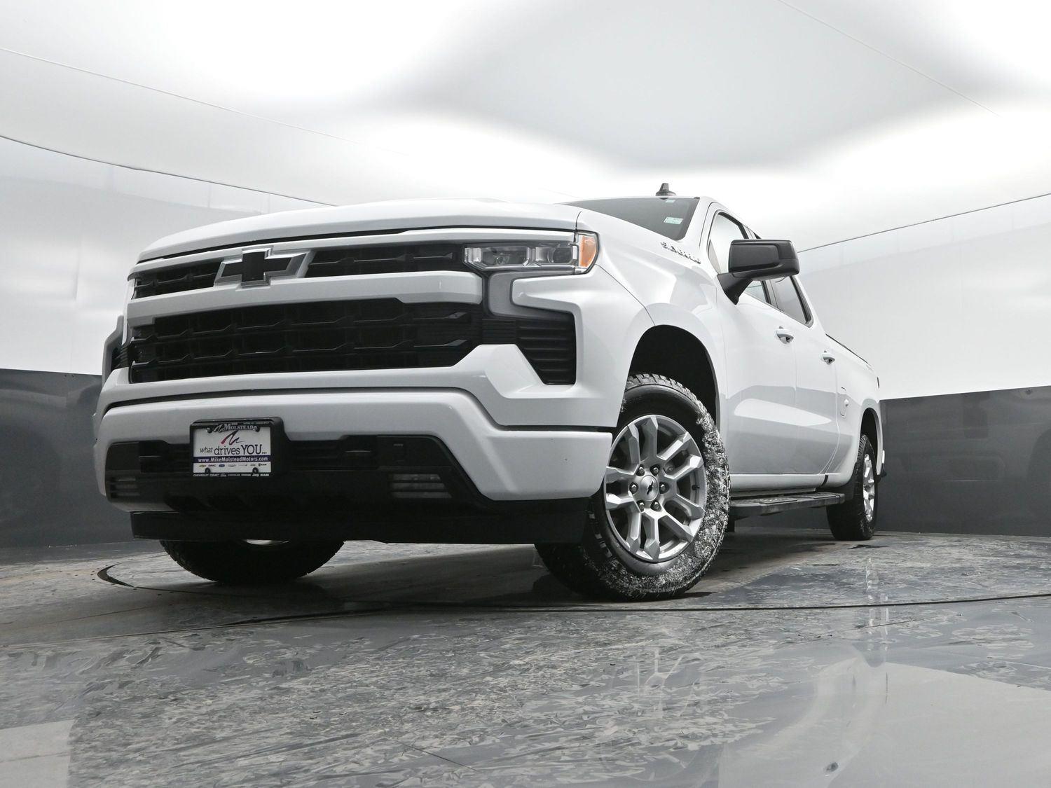 Used 2025 Summit White Chevrolet RST image 48