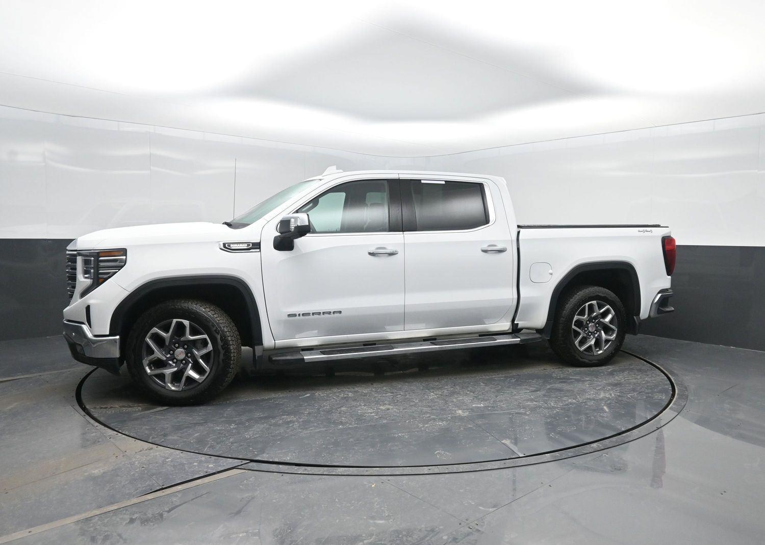 2025 GMC Sierra 1500 SLT Crew Cab 4WD