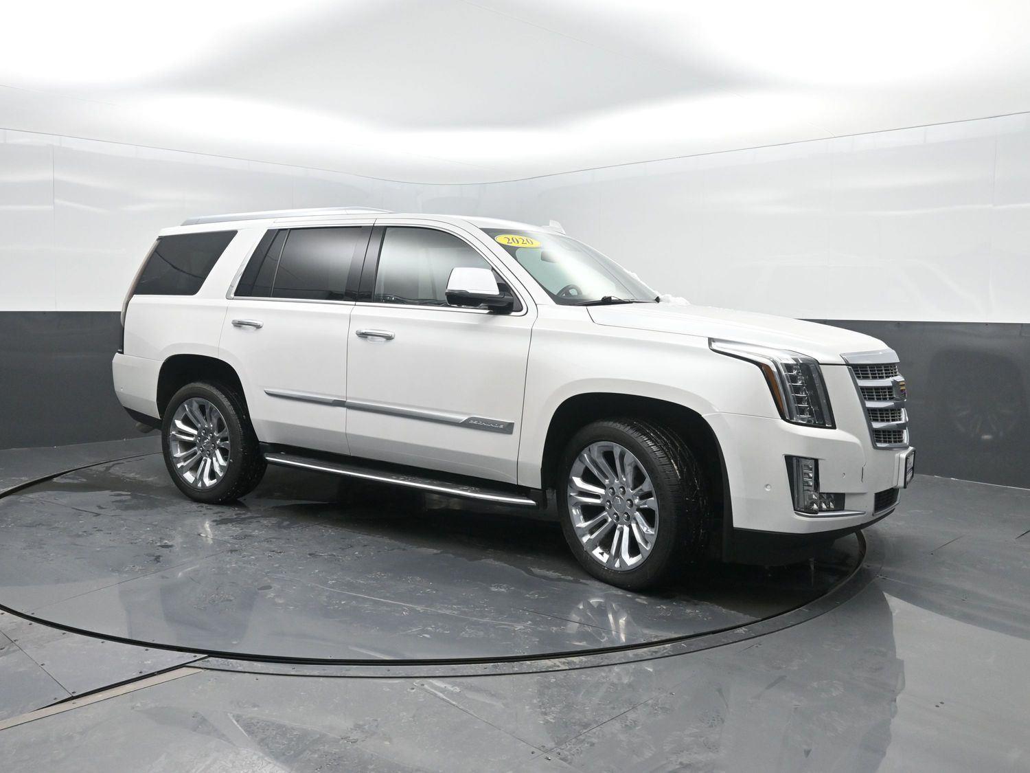 Used 2020 Crystal White Tricoat Cadillac Premium Luxury image 4