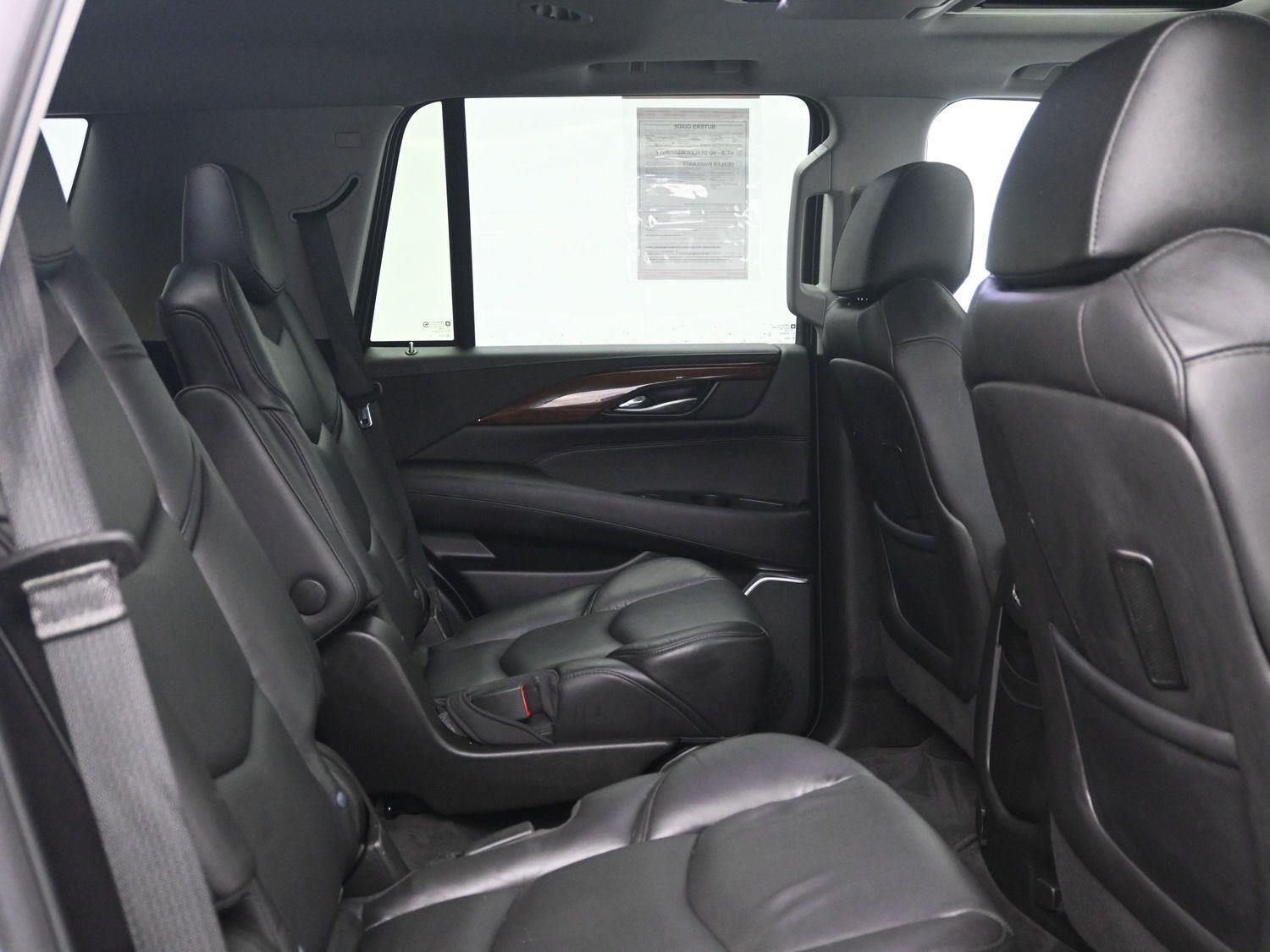 Used 2020 Crystal White Tricoat Cadillac Premium Luxury image 14