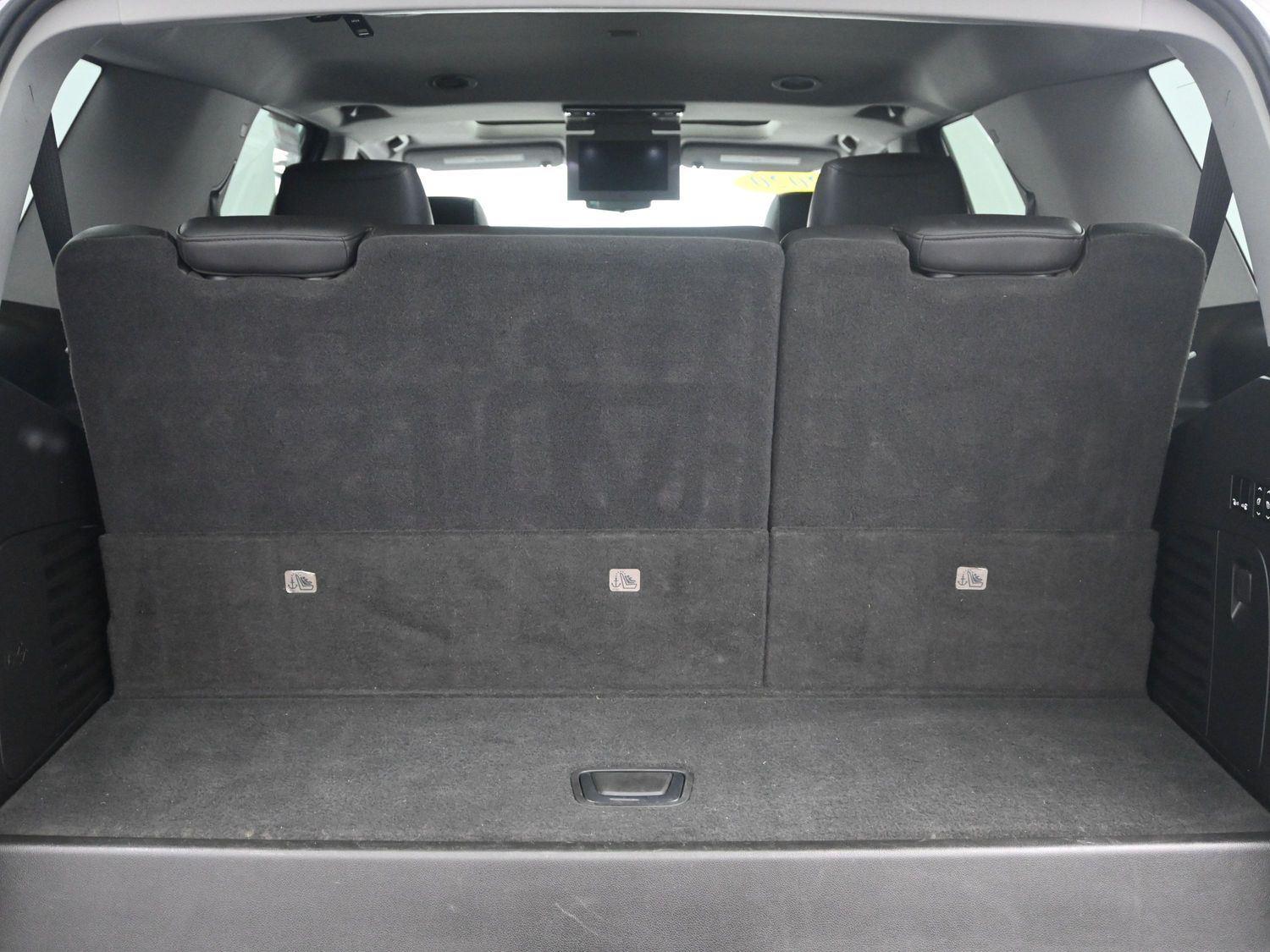 Used 2020 Crystal White Tricoat Cadillac Premium Luxury image 19