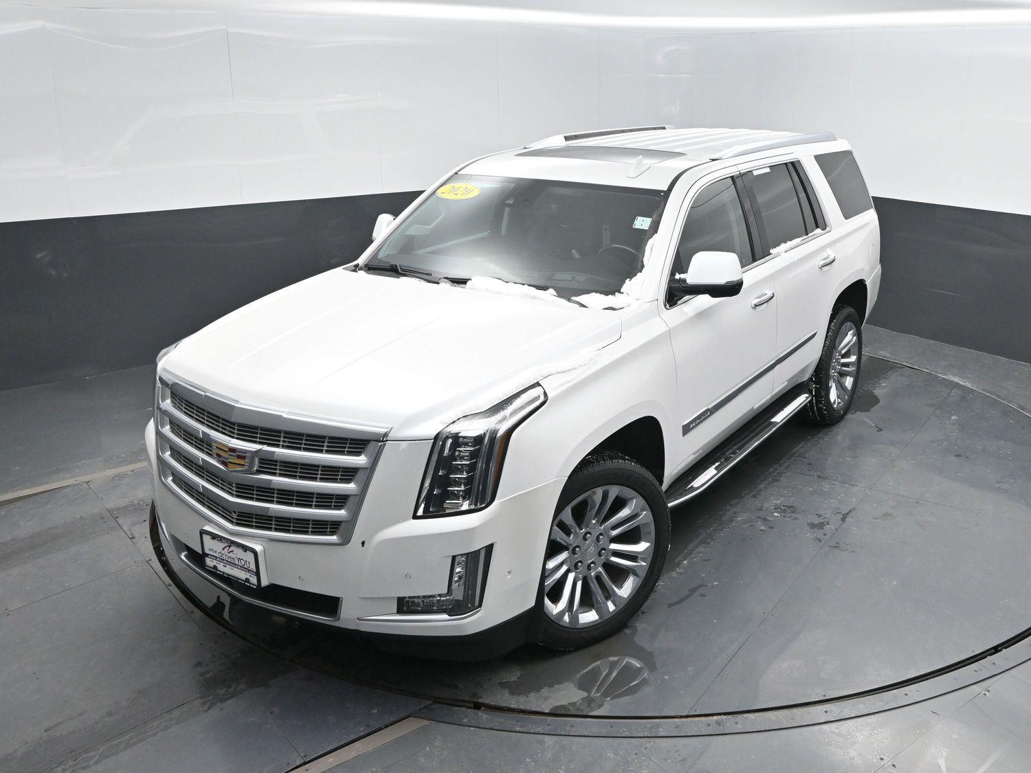 Used 2020 Crystal White Tricoat Cadillac Premium Luxury image 40