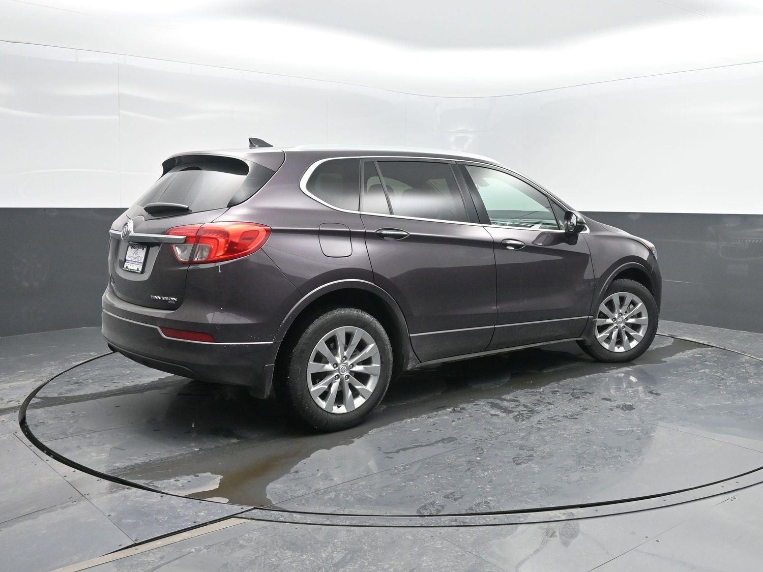 Used 2018 Midnight Amethyst Metallic Buick Essence image 2