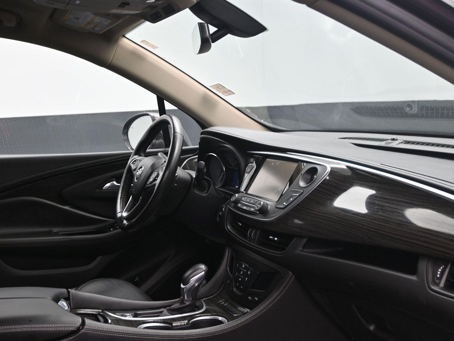 Used 2018 Midnight Amethyst Metallic Buick Essence image 11