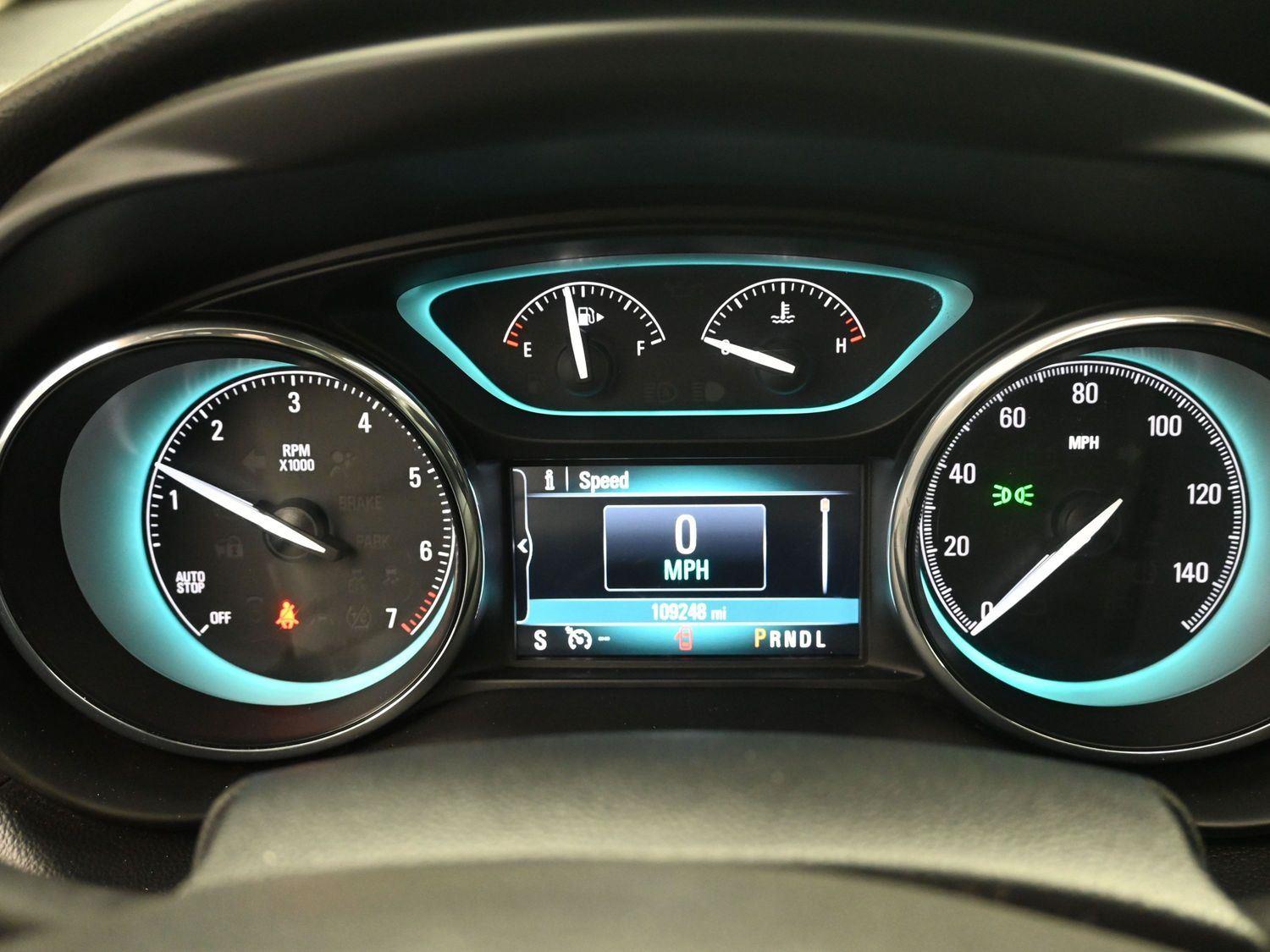 Used 2018 Midnight Amethyst Metallic Buick Essence image 24