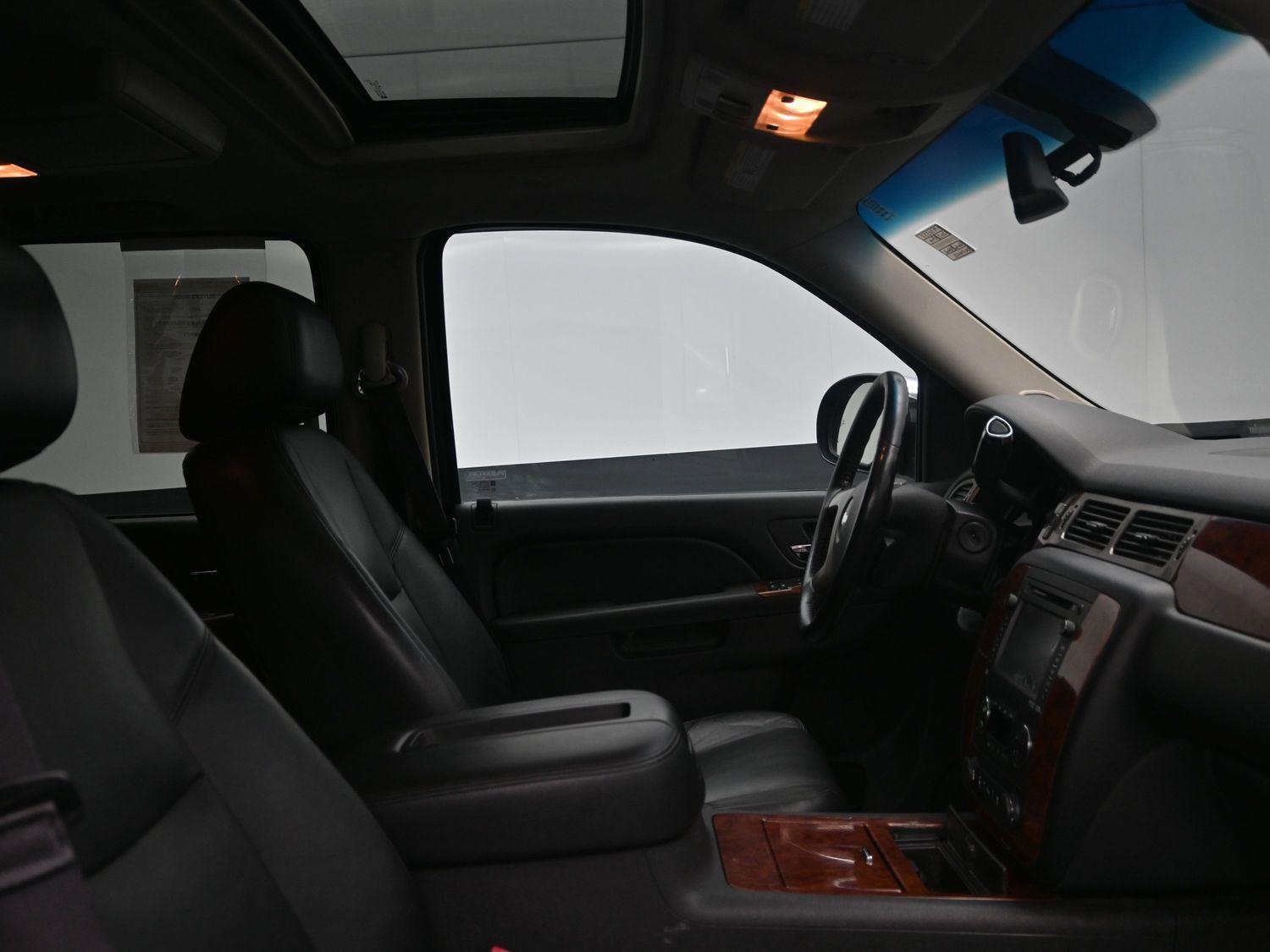 Used 2013 Black Chevrolet LTZ image 9