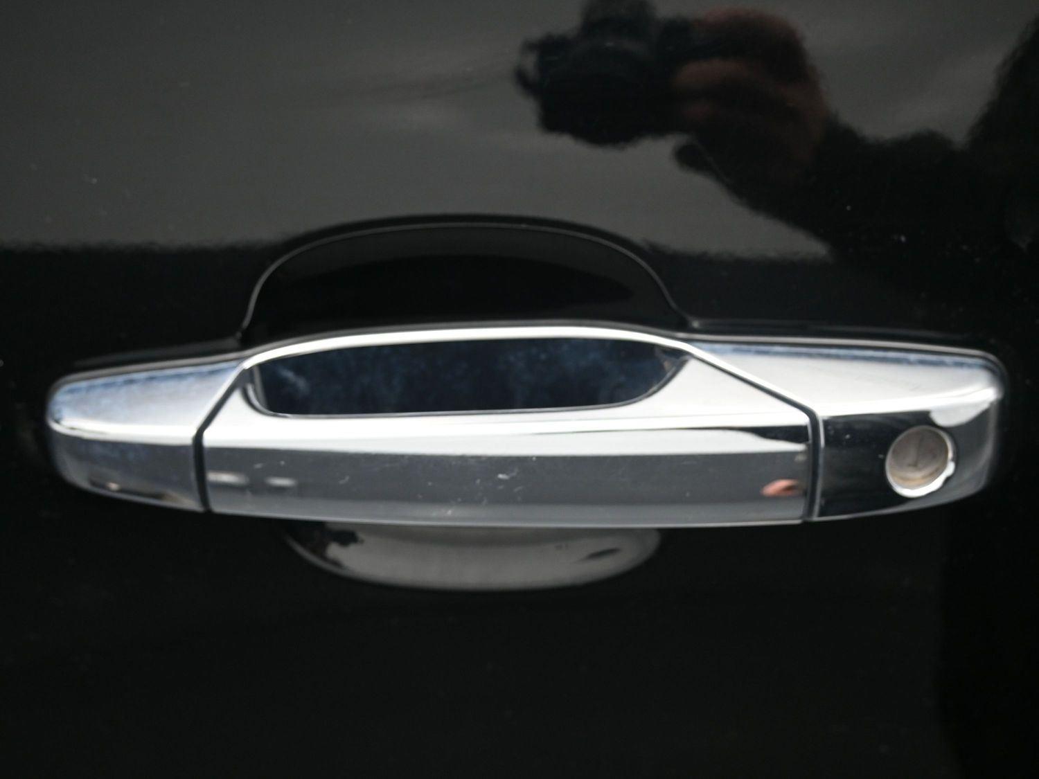 Used 2013 Black Chevrolet LTZ image 19