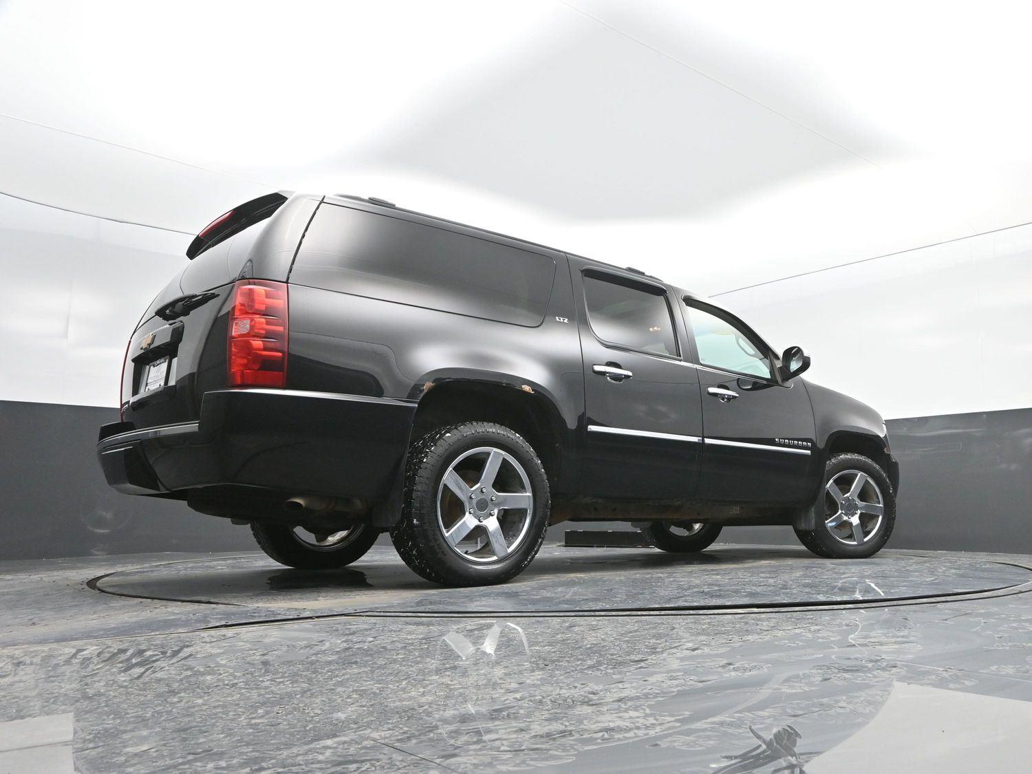 Used 2013 Black Chevrolet LTZ image 37