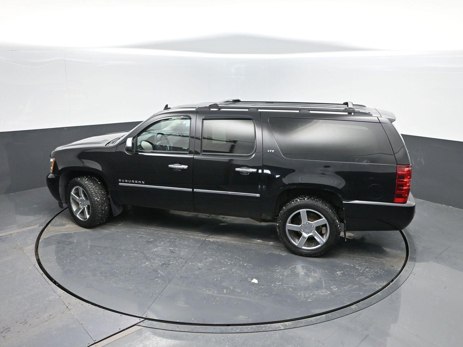 Used 2013 Black Chevrolet LTZ image 40