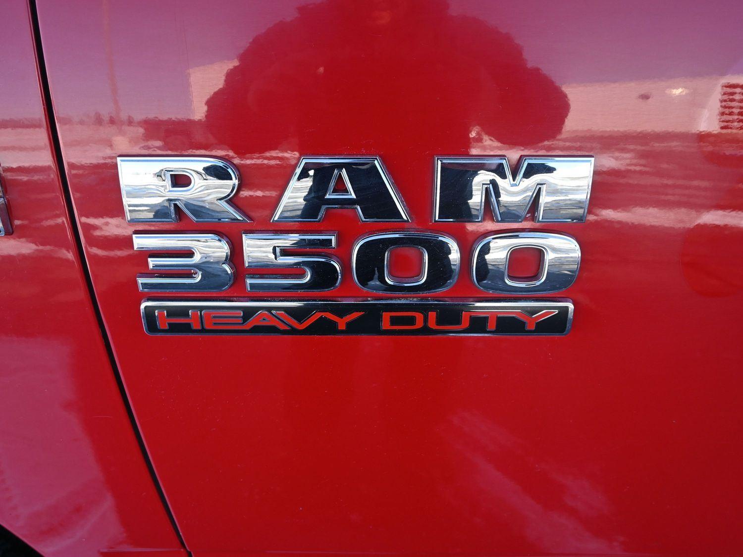 Used 2018 RED RAM TRADESMAN 4X4 CREW CAB 8