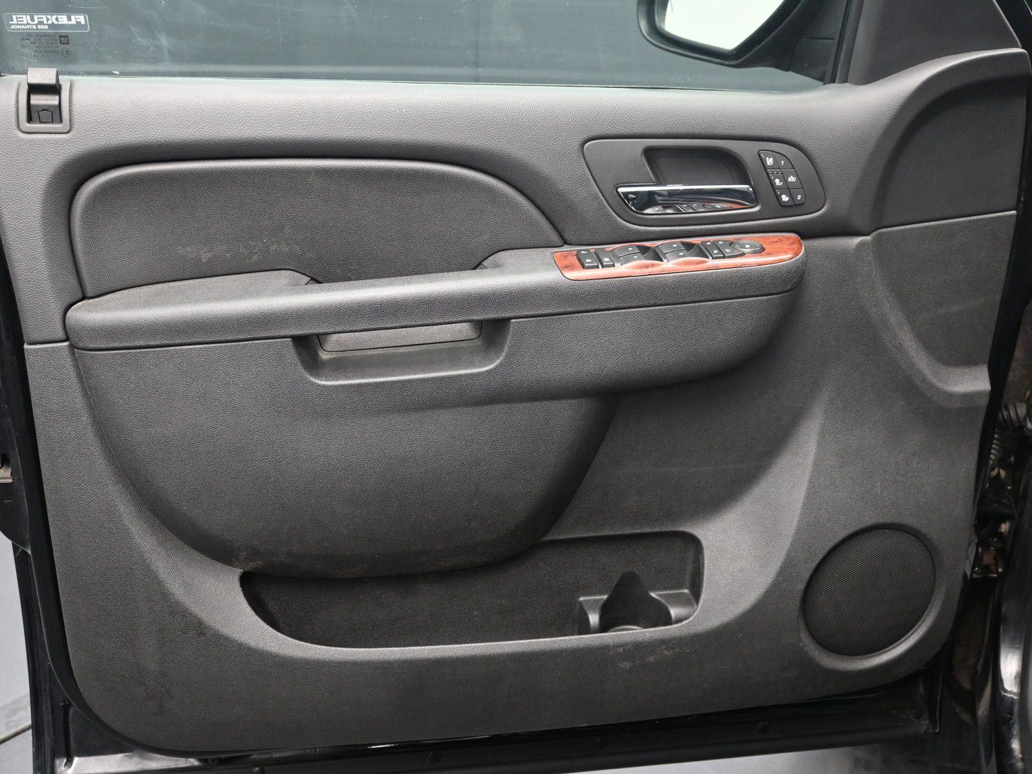 Used 2013 Black Chevrolet LTZ image 20