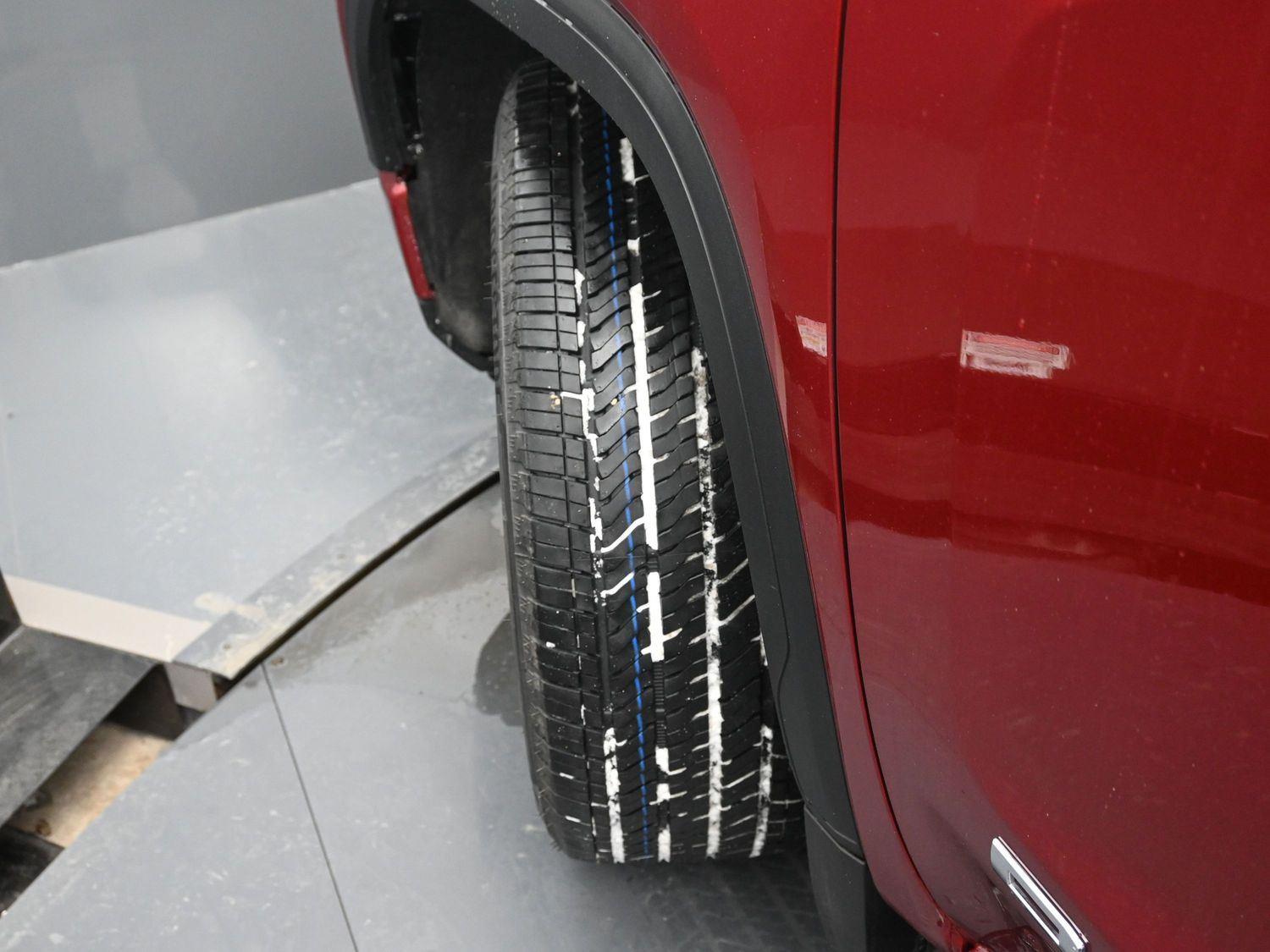 Used 2024 Volcanic Red Tintcoat GMC Denali image 5