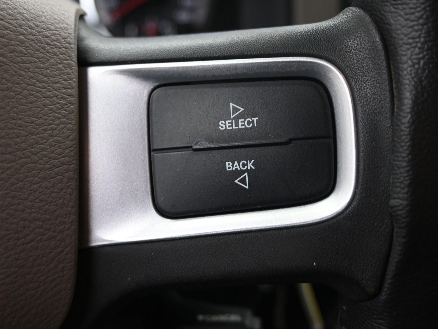 Used 2010 Flame Red Clearcoat Dodge SLT image 23