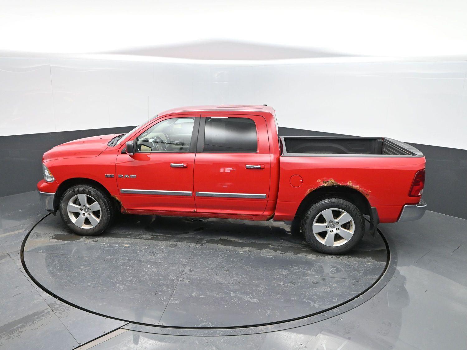 Used 2010 Flame Red Clearcoat Dodge SLT image 33