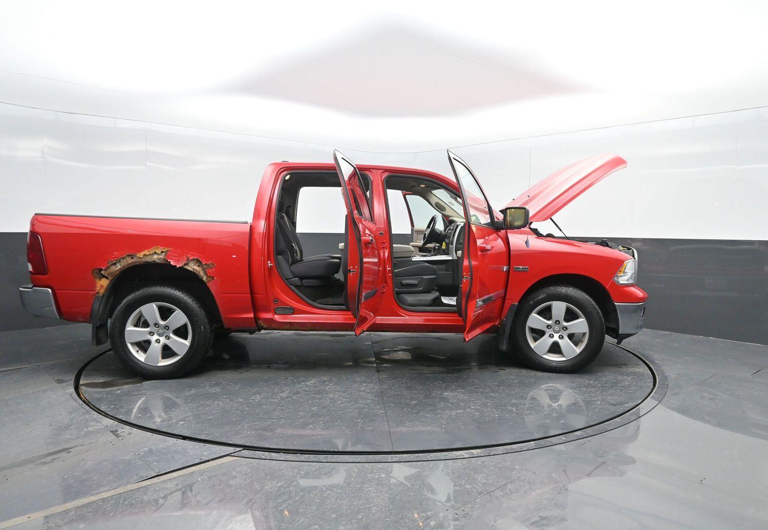 Used 2010 Flame Red Clearcoat Dodge SLT image 43