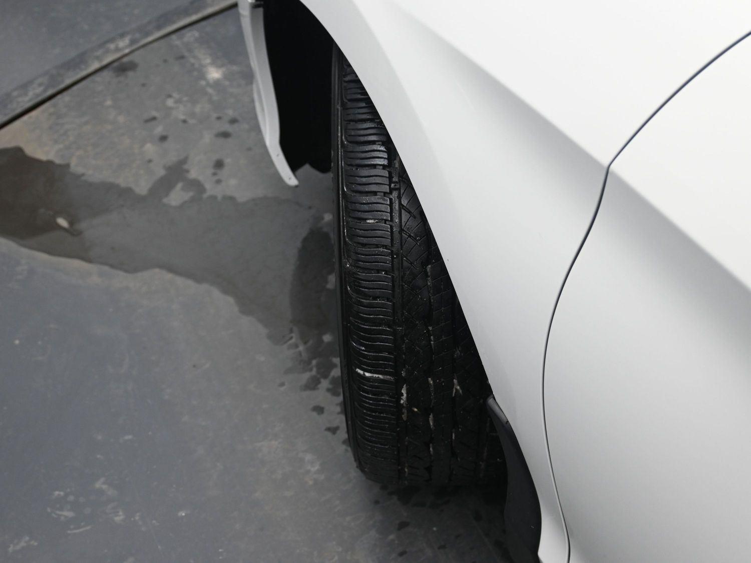 Used 2014  Honda  image 5