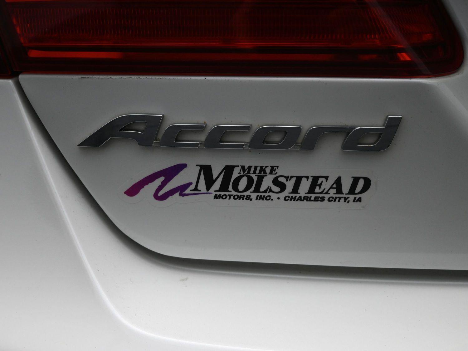 Used 2014  Honda  image 13