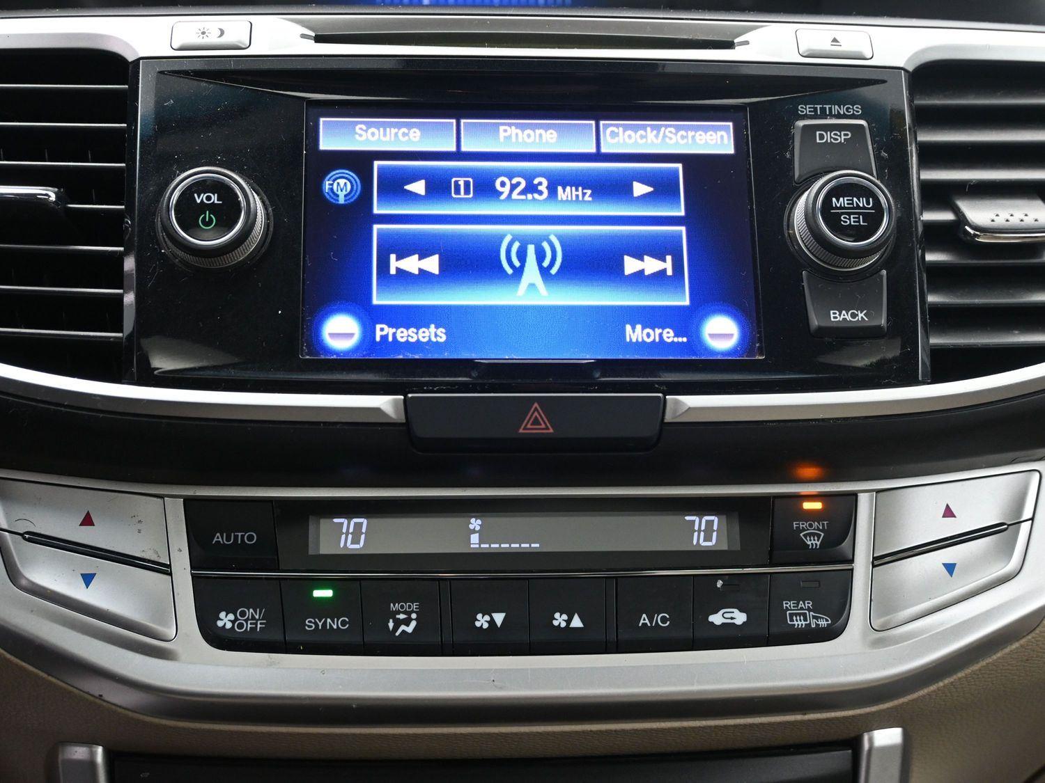 Used 2014  Honda  image 24